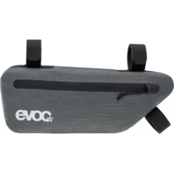 Sacoche De Cadre EVOC PACK S 2023 -Sacs à Dos et Bananes Soldes 102807121 S FRAME PACK WP S dt035B600x6005D 1