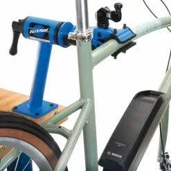 Pied D'Atelier Pour Établi PARK TOOL PCS-12.2 -Sacs à Dos et Bananes Soldes 600x600 103838 16079539705411 1