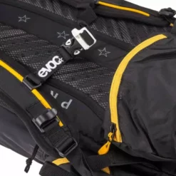 Sac à Dos Avec Dorsale Intégrée EVOC PROTECTOR FR TRAIL BLACKLINE 20 -Sacs à Dos et Bananes Soldes 600x600 104124 15075820800976