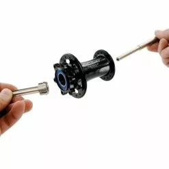 Kit D'Extraction De Roulements De Moyeux VAR -Sacs à Dos et Bananes Soldes 600x600 110101 rp 43400 2 1