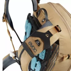 Sac à Dos Avec Dorsale EVOC NEO 16L Or -Sacs à Dos et Bananes Soldes 600x600 176419 15717594712802 1