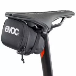 Sacoche De Selle EVOC SEAT BAG S Noir -Sacs à Dos et Bananes Soldes 600x600 176445 15716519855063 1