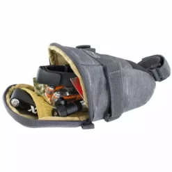 Sacoche De Selle EVOC SEAT BAG TOUR M Gris -Sacs à Dos et Bananes Soldes 600x600 176451 15716521092886 1