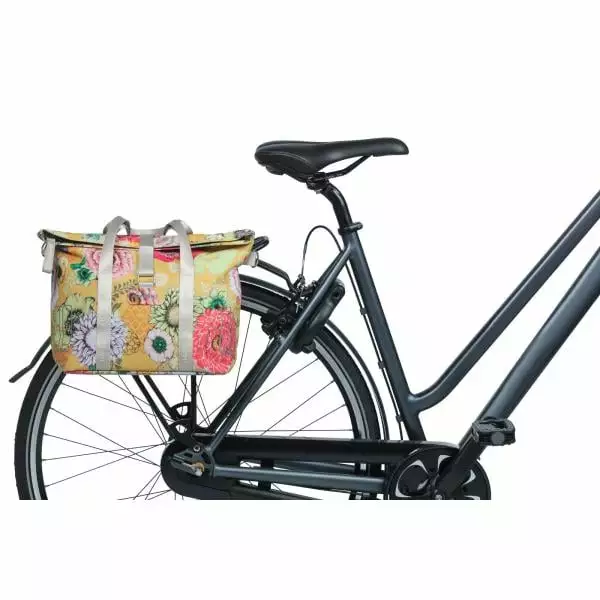 Sacoche De Porte-Bagages BASIL Bloom Field MIK-KF-Hook 8-11L Jaune 9 Sacoche De Porte-Bagages BASIL Bloom Field MIK-KF-Hook 8-11L Jaune – Image 7