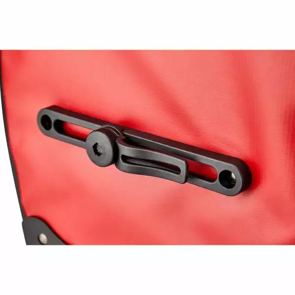 Red Cycling Products Sacoche De Porte-Bagages RED CYCLING ETANCHE (22 L) 2022 17 Red Cycling Products Sacoche De Porte-Bagages RED CYCLING ETANCHE (22 L) 2022 – Image 15