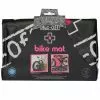Tapis De Sol MUC-OFF BIKE MAT -Sacs à Dos et Bananes Soldes 600x600 95043 95043 tapis de sol muc off bike mat 1 main